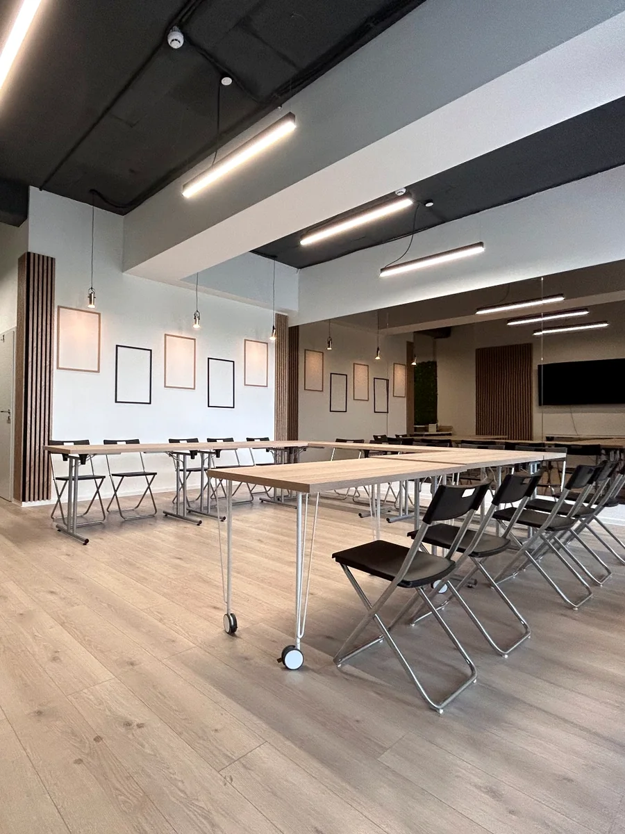 Spațiul BlankSpace din Brașov pentru cursuri, formare și activități practice
